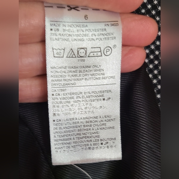 Black jacket by Banana Republic - Picture 10 of 10